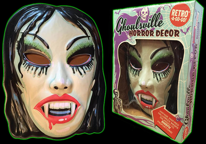 Vampyra Girl Vac-tastic Plastic Mask Wall Decor