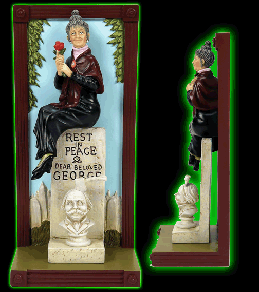 Haunted Mansion Georges Widow Disney Showcase Collection Figurine